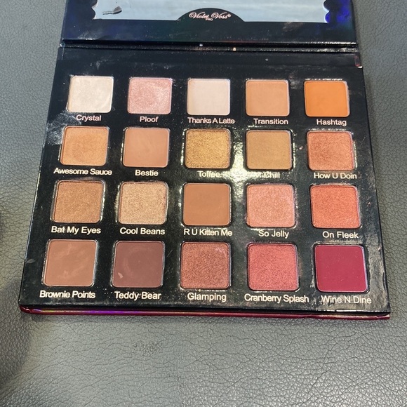 VIOLET VOSS ‘ Holy Grail PRO Palette’ - Picture 3 of 5
